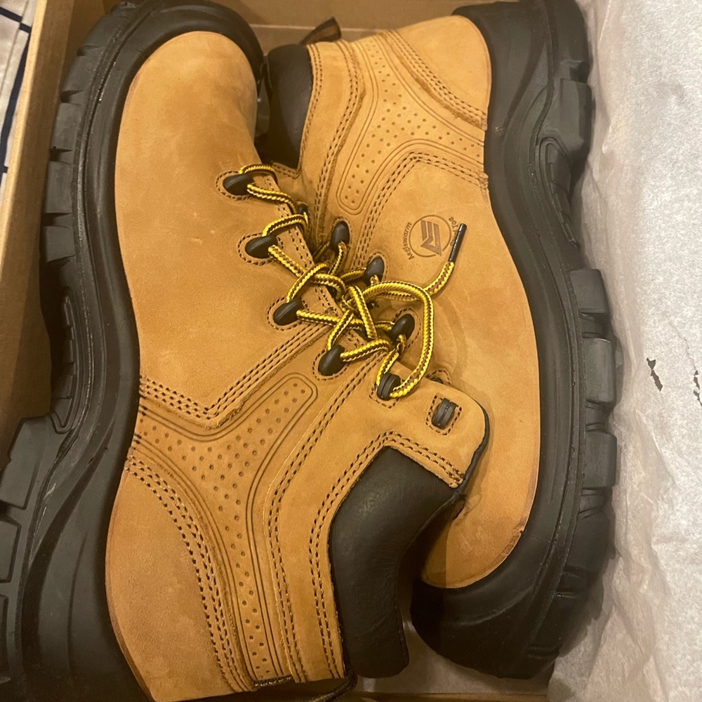Aegiswarm
Steel toe Shoes / Steel toe Boots sz 12 NIB - Picture 2 of 7